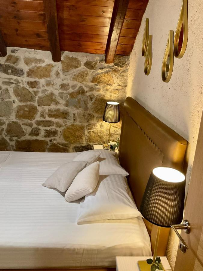 Stonehouse Villa Néa Róda Eksteriør bilde